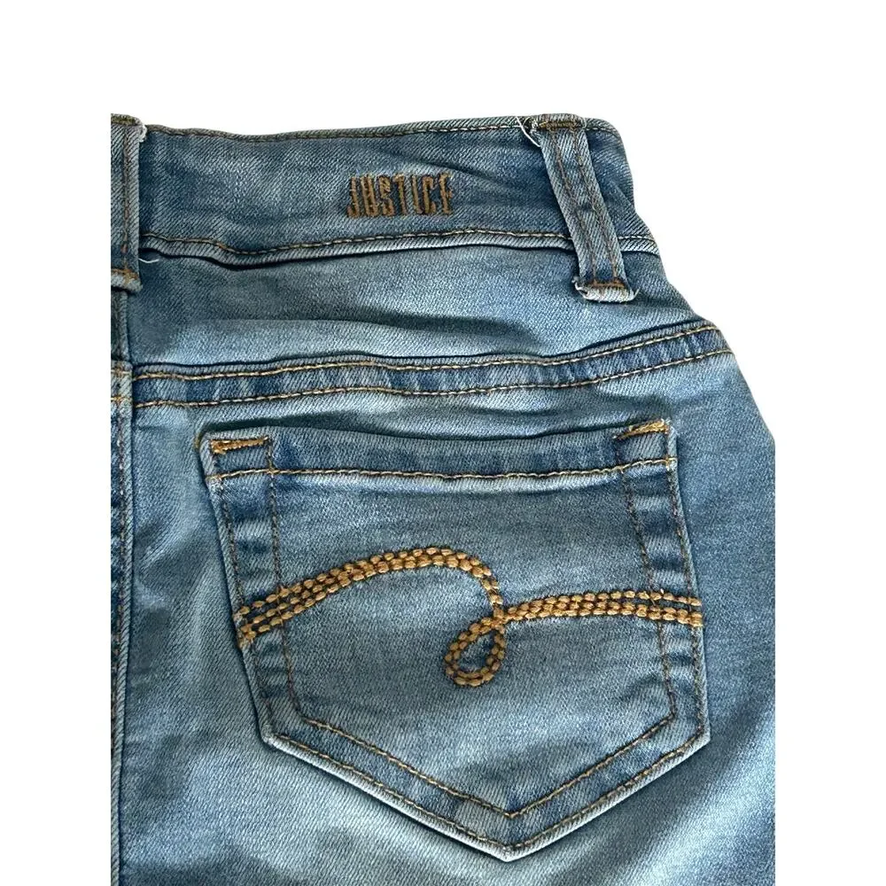 Justice girls size 6 light wash distressed denim skirt